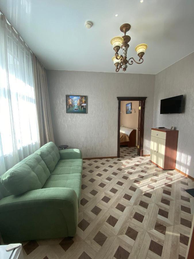 Sokolniki Hotel Khabarovsk Exterior foto